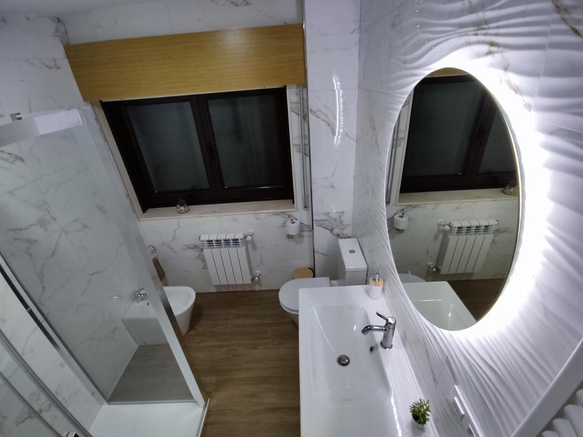 Casa Rigo En Sigueeiro, Cerca De Santiago De Compostela Villa Sigueiro Luaran gambar