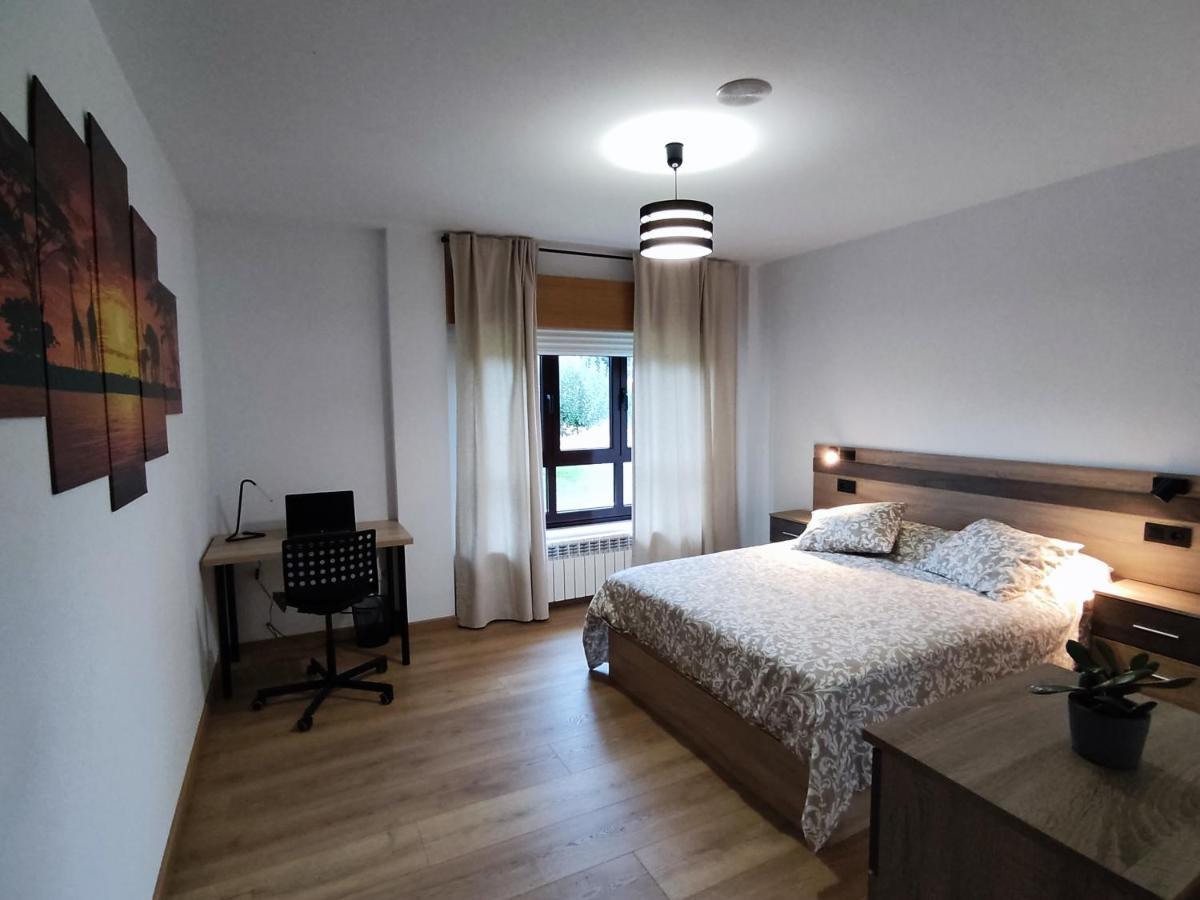 Casa Rigo En Sigueeiro, Cerca De Santiago De Compostela Villa Sigueiro Luaran gambar