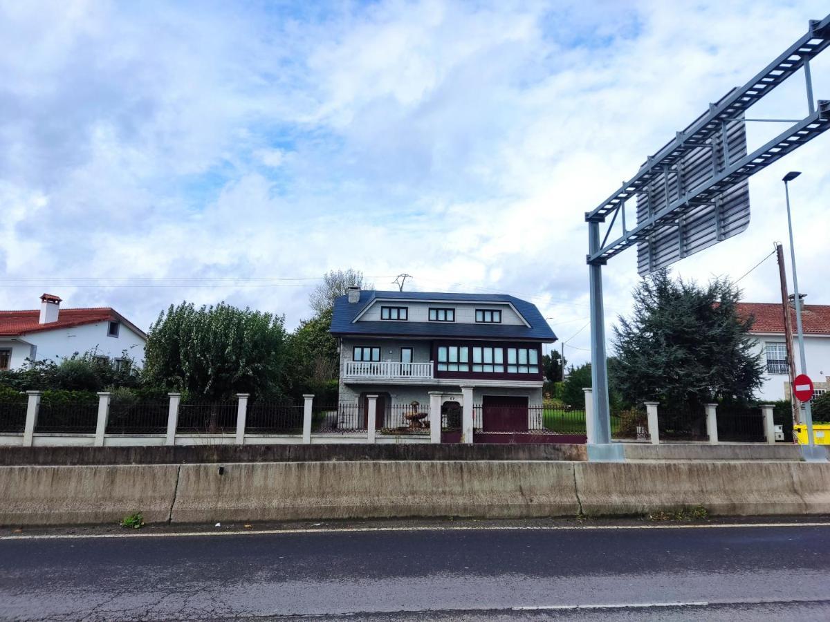 Casa Rigo En Sigueeiro, Cerca De Santiago De Compostela Villa Sigueiro Luaran gambar
